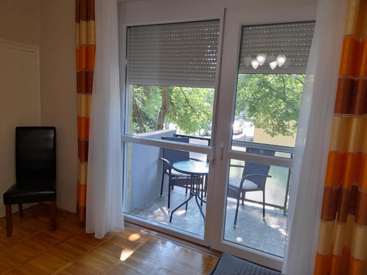 Zoeld Sziget Apartmanlakas Έγκερ Εξωτερικό φωτογραφία