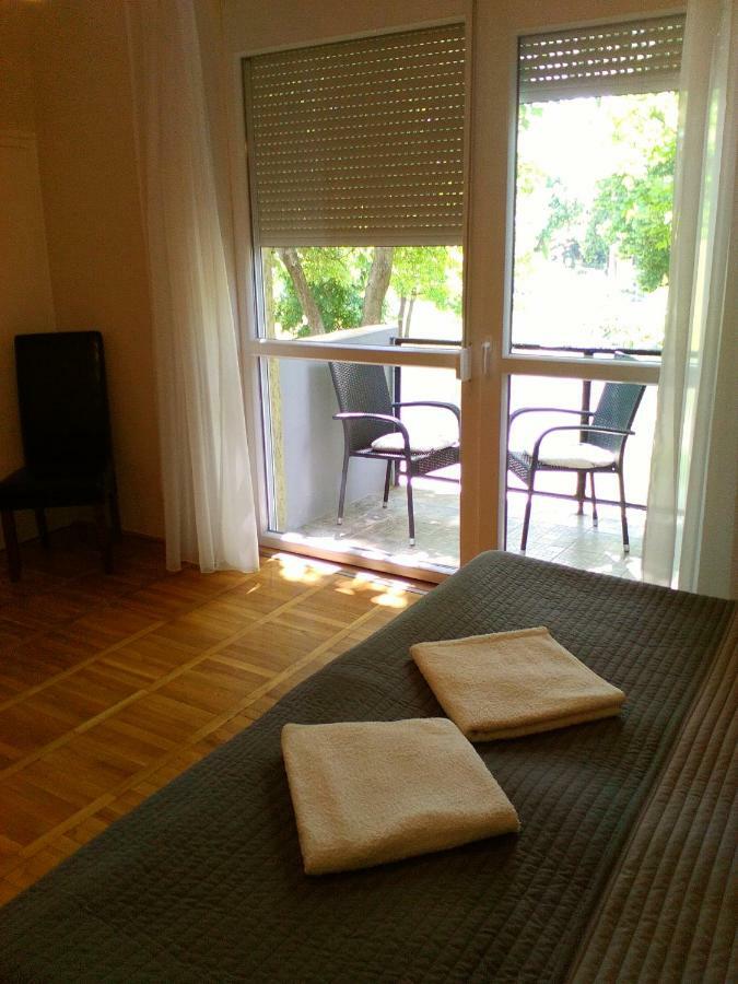 Zoeld Sziget Apartmanlakas Έγκερ Εξωτερικό φωτογραφία
